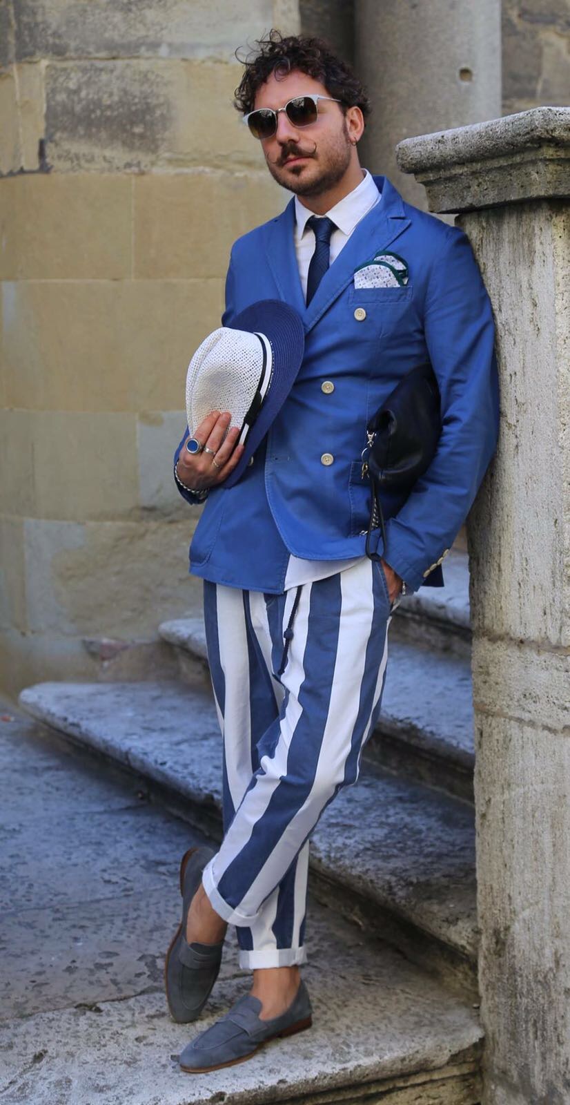 3FE6FF92-9543-4F69-AE8D-F98EE186E182